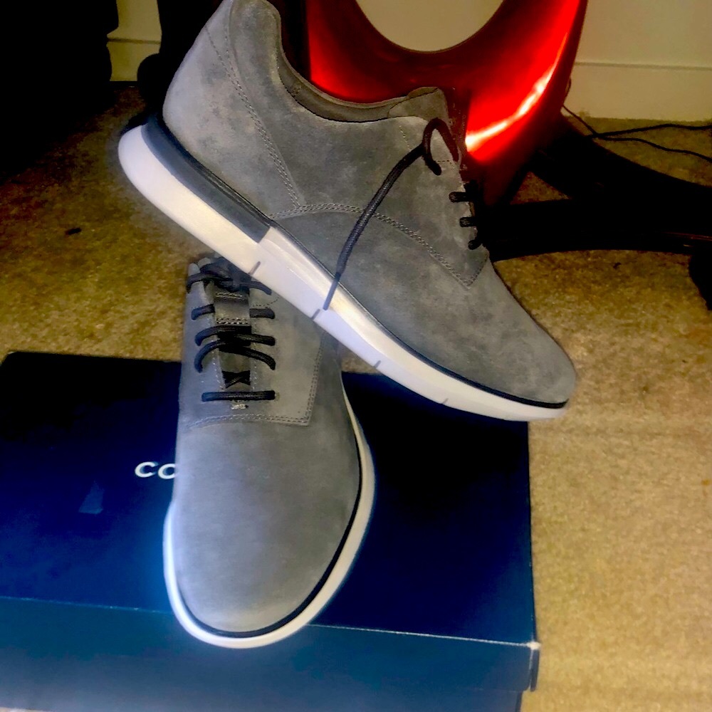 COLE HAAN - Picture 1 of 4